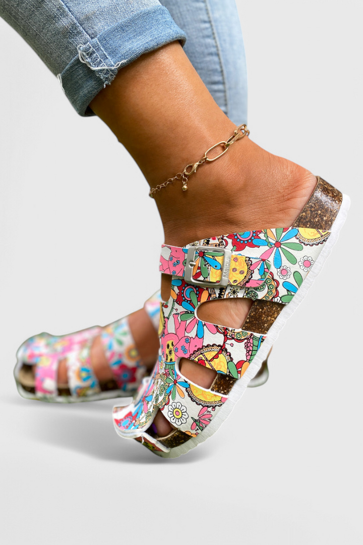 Zuecos Isolde con Hebilla de Corcho